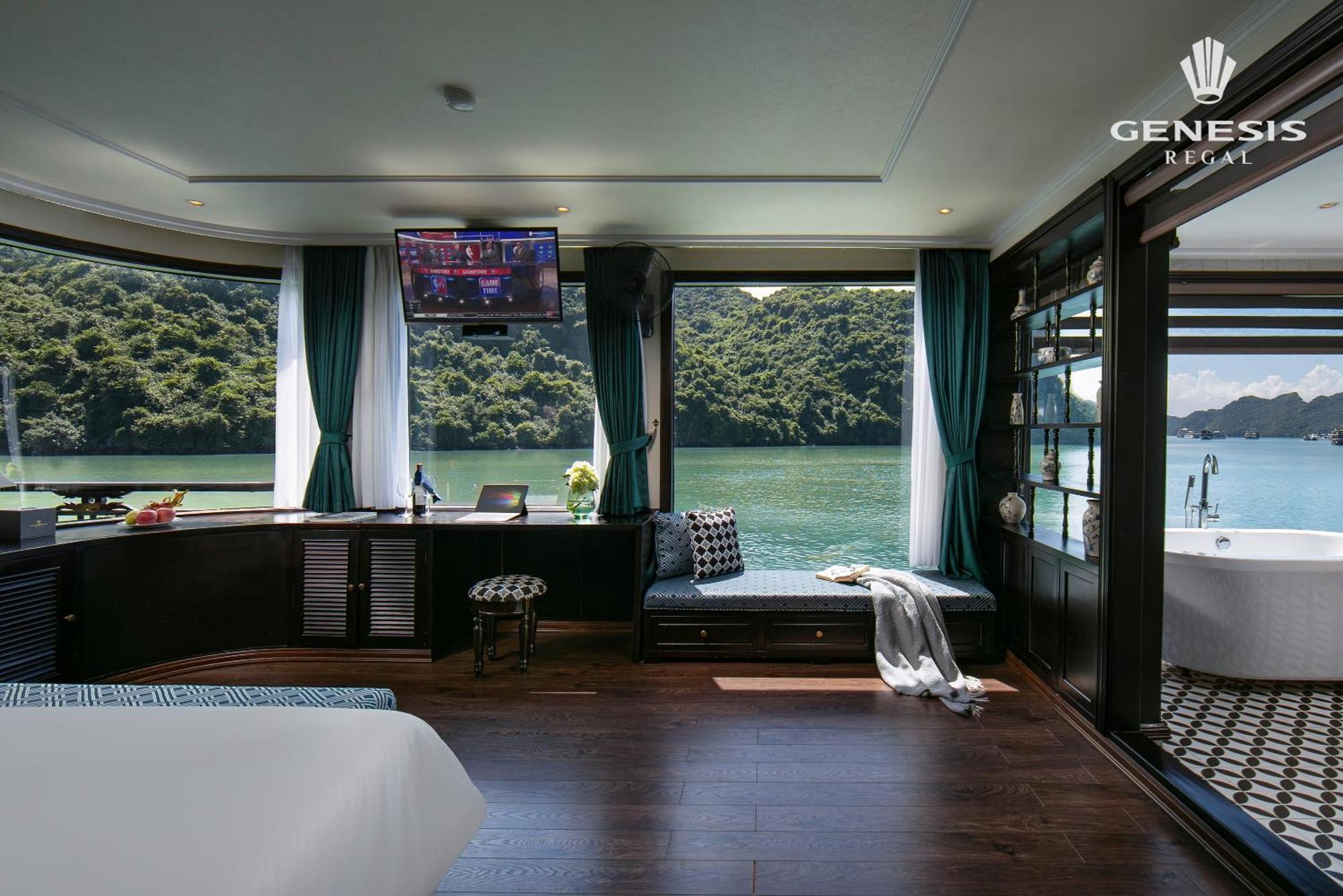 Genesis Luxury Regal Cruises 5* Hạ Long