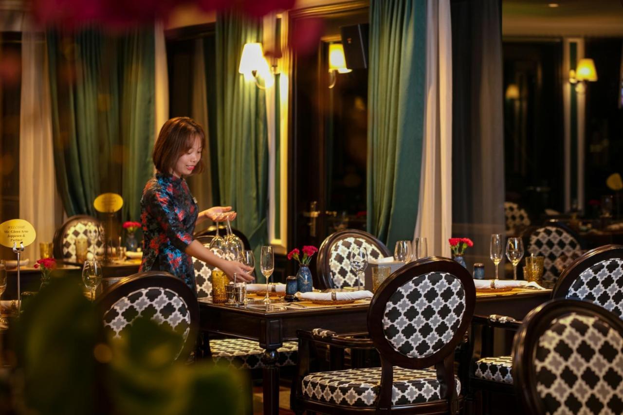  Genesis Luxury Regal Cruises Hạ Long